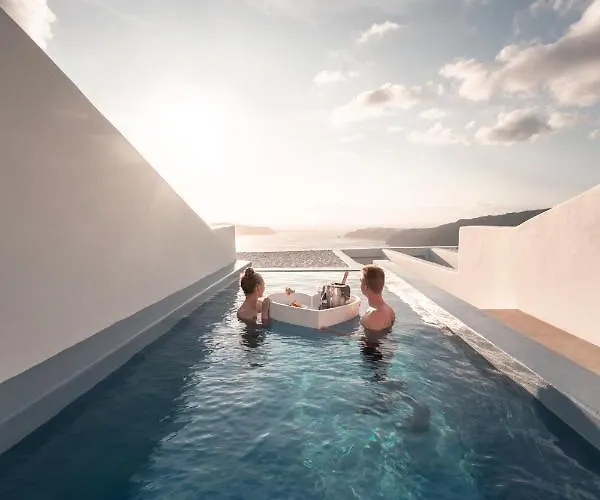 ホテル カーボ タグー サントリーニ