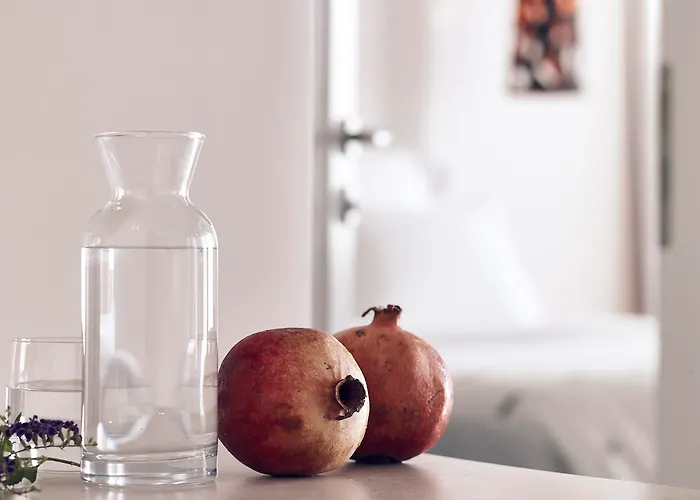 カーボ タグー サントリーニ イメロヴィグリ