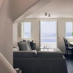 Cavo Tagoo Santorini Hotel